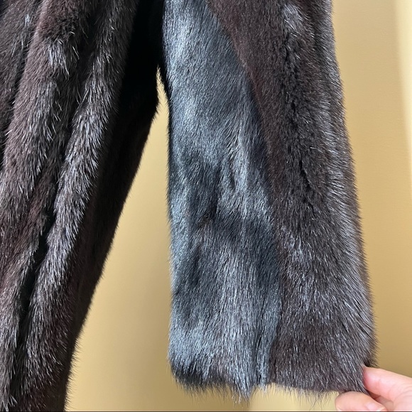 Hudson’s Fur Salon Women’s Long Brown/Black Genuine Mink Coat - Picture 5 of 12